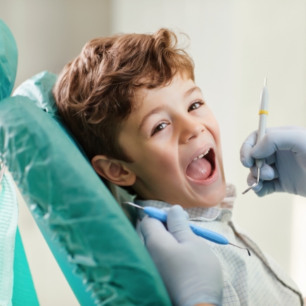 Soins dentaires pour enfants